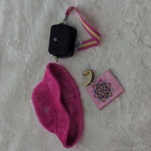 AG hat & purse with accessories